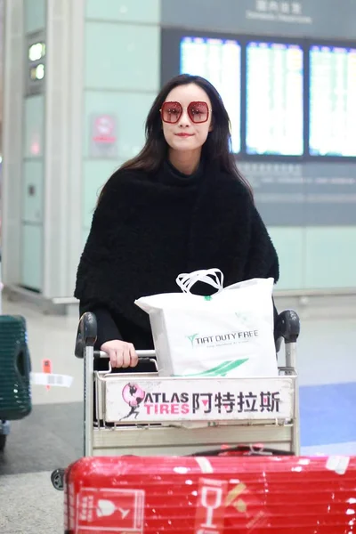 Chinese Actrice Arriveert Bij Beijing Capital International Airport Beijing China — Stockfoto