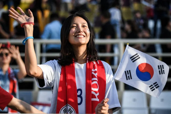 Fan Football Sud Coréen Agite Drapeau National Pour Montrer Son — Photo
