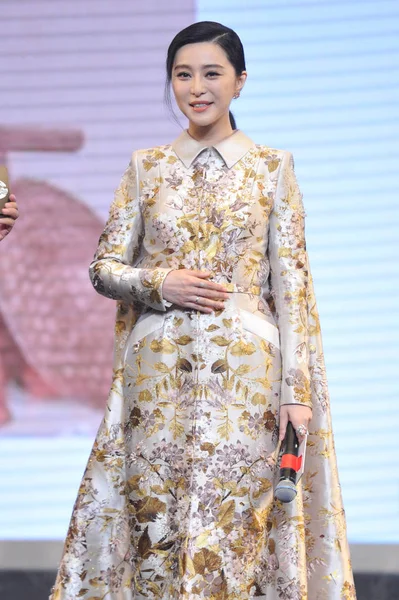 中国女優ファン ビンビンは 私はないボヴァリー 北京中国 2016 日彼女の新しい映画を促進するために記者会見に臨んだ — ストック写真