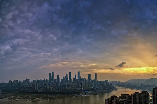 Skyline Péninsule Yuzhong Avec Chongqing World Financial Centre Wfc Haut — Photo