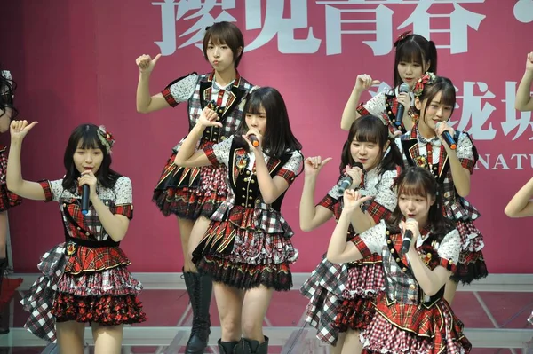 Členové Skupiny Čínská Dívka Snh48 Provádět Fan Setkání Shenyang City — Stock fotografie