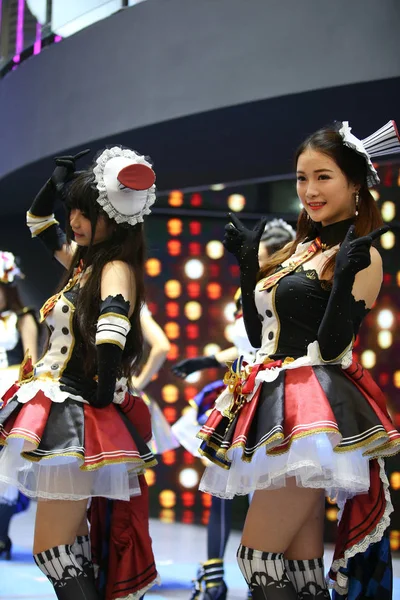 Showgirls Posan Escenario Durante 14ª China Digital Entertainment Expo También —  Fotos de Stock
