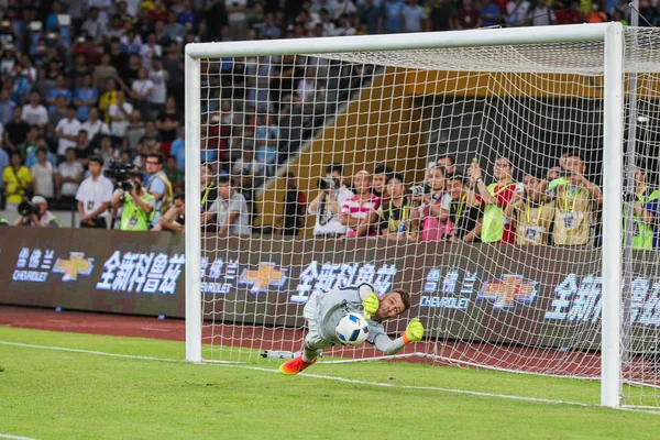 Målvakten Angus Gunn Manchester City Räddar Ett Skott Borussia Dortmund — Stockfoto
