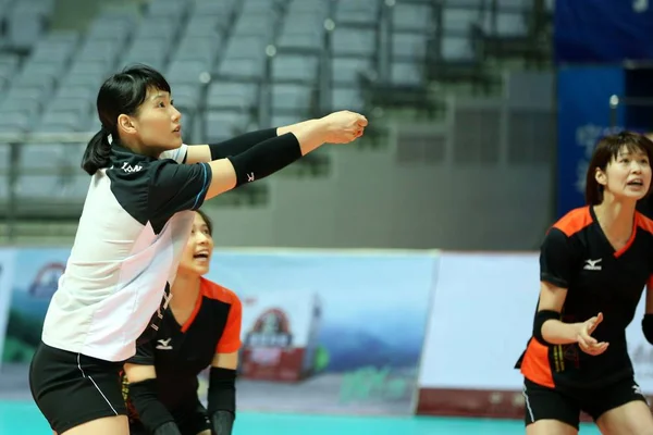 Japanska Spelare Del Ett Träningspass För Kommande Internationella Kvinnors Volleyboll — Stockfoto