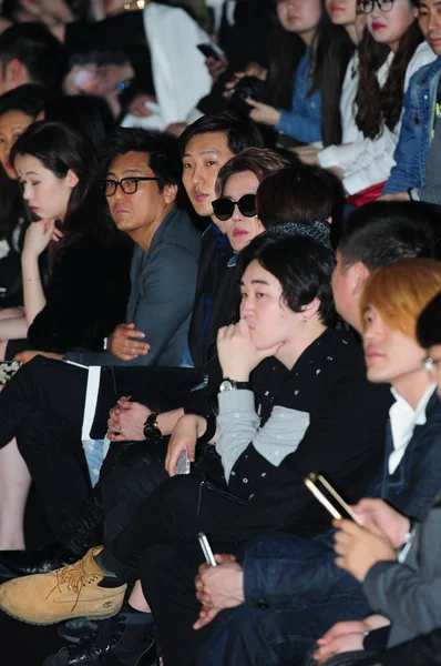 Cantante Attore Sudcoreano Kim Jun Centro Partecipa Alla Sfilata Moda — Foto Stock