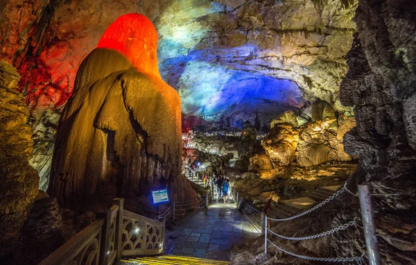 Widok Jaskinię Zhijin Jaskinię Krasową Znaną Również Jako Daji Cave — Zdjęcie stockowe