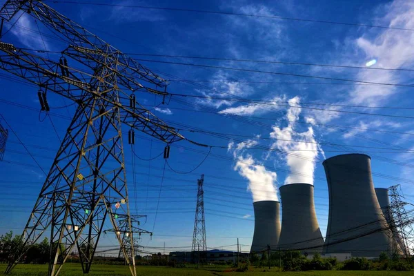 Vapor Descarregado Torres Resfriamento Uma Usina Carvão Cidade Huaian Província — Fotografia de Stock