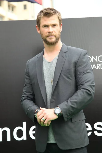 Australian Actor Chris Hemsworth Poses Opening Event Watch Store Tag — Stock Photo, Image