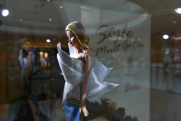 Sydney Opera House Barbie Doll Display Style Must Barbie Doll — Stock Photo, Image