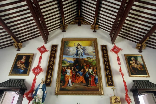 Lukisan Lukisan Ditampilkan Dalam Gereja Katolik Nanqiao Yang Sebelumnya Disebut — Stok Foto