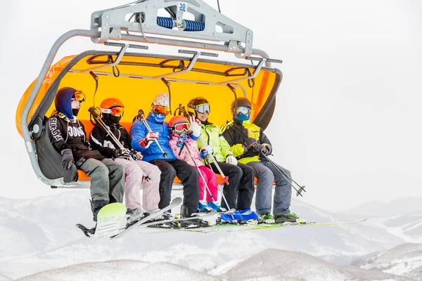 Holidaymakers Take Cable Car Skiing Ski Field Congli County Zhangjiakou — Stock Photo, Image