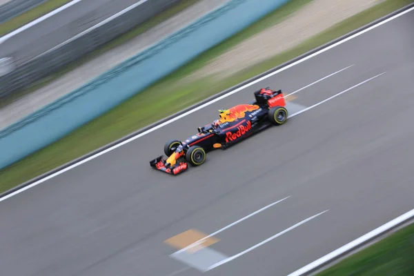 Red Bull Driver Daniil Kvyat Van Rusland Concurreert Tijdens Formule — Stockfoto