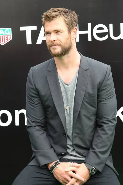 Attore Australiano Chris Hemsworth Posa All Evento Apertura Negozio Orologi — Foto Stock