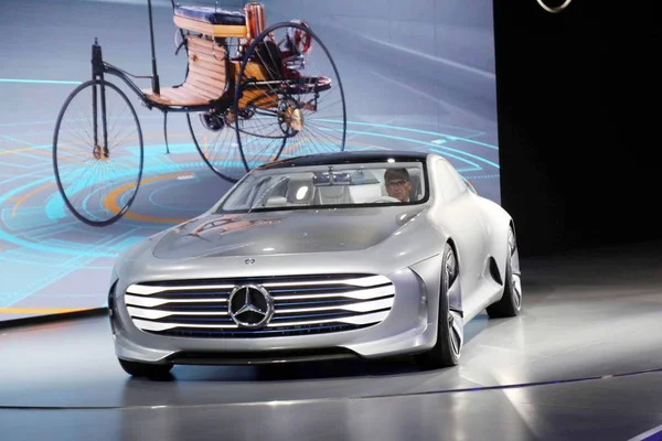 Mercedes Benz Concept Iaa Jest Wyświetlaczu Przed 2016 International Konsument — Zdjęcie stockowe