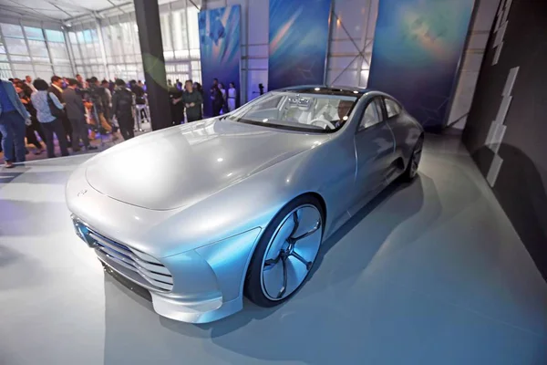 Mercedes Benz Concept Iaa Display Ahead 2016 International Consumer Electronics — стоковое фото