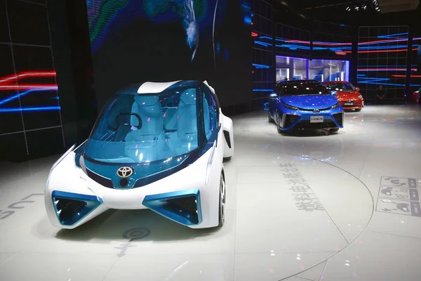 2016年4月25日 在中国北京举行的第14届北京国际汽车展览会 2016年中国汽车 期间展出了一辆丰田 Fcv 概念车 — 图库照片