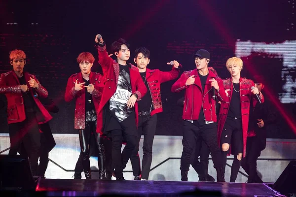 Члени Групи Південнокорейських Хлопчик Got7 Виступити Їхньому Концерті Шанхаї Китай — стокове фото