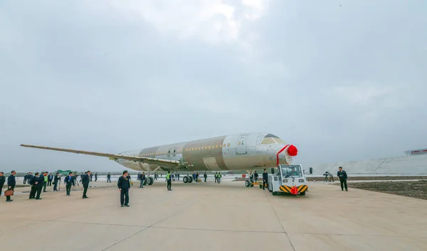 Avião C919 Está Sendo Rebocado Fábrica Montagem Final Comac Commercial — Fotografia de Stock