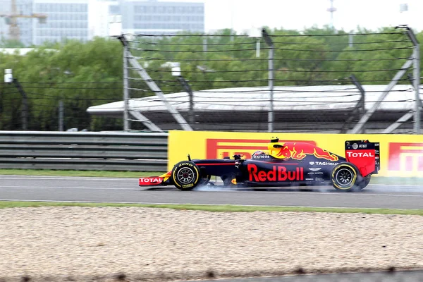 Водій Red Bull Данило Kvyat Росії Конкурує Кваліфікаційній Сесії Під — стокове фото