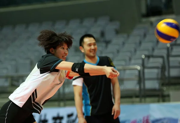 Japonský Hráč Účastní Tréninku Pro Nadcházející Mezinárodní Ženské Volejbalové Přátelský — Stock fotografie