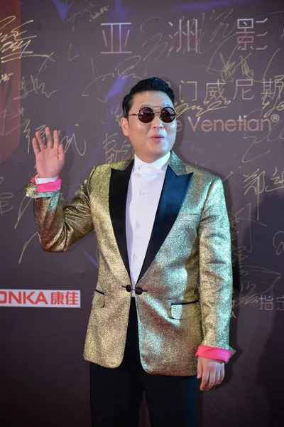 2016年4月15日 韩国歌手兼词曲作者朴在生 以他的舞台名字 Psy 而闻名 他登上了在中国澳门举行的第20届中国音乐奖颁奖典礼的红地毯 — 图库照片