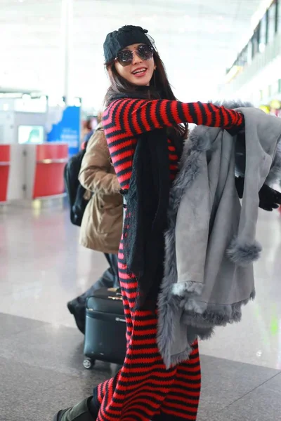 Modella Attrice Taiwanese Lin Chi Ling Arriva All Aeroporto Internazionale — Foto Stock