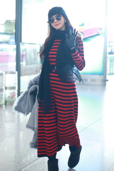 Modella Attrice Taiwanese Lin Chi Ling Arriva All Aeroporto Internazionale — Foto Stock