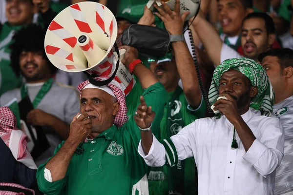 Tifosi Sauditi Calcio Mostrano Sostegno Squadra Calcio Nazionale Dell Arabia — Foto Stock