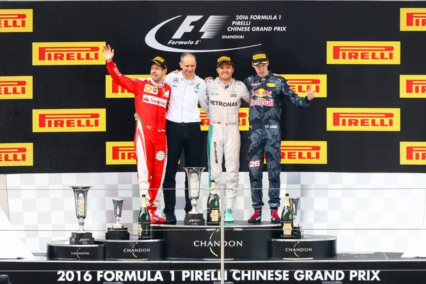 Зліва Ferrari Driver Себастьян Феттель Німеччини Mercedes Race Інженер Тоні — стокове фото