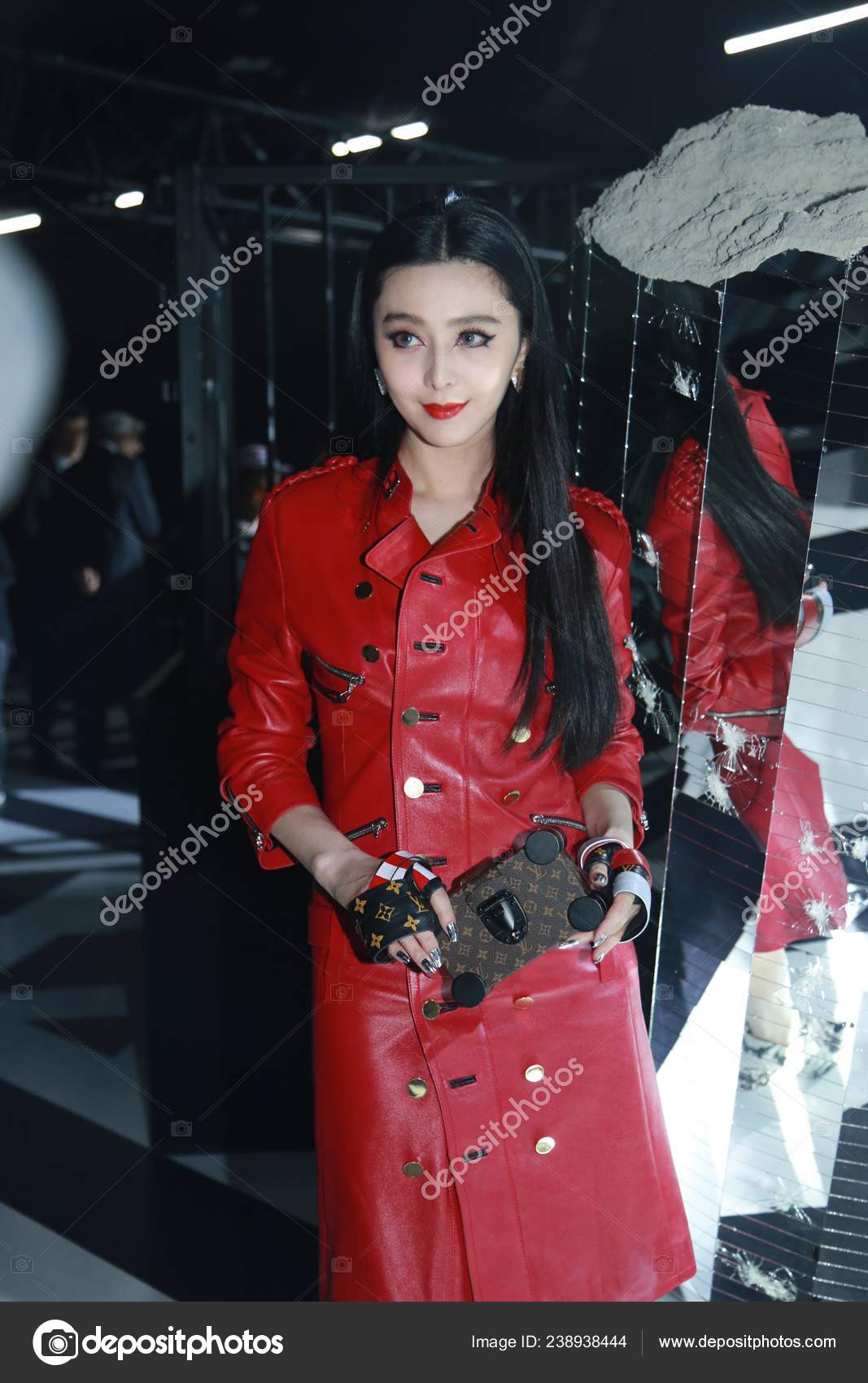 Fan Bingbing In Louis Vuitton - Les Parfums Louis Vuitton Shanghai Event -  Red Carpet Fashion Awards