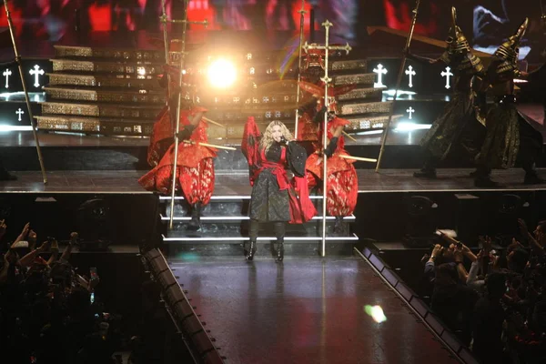 Американская Певица Мадонна Выступает Концерте Время Rebel Heart World Tour — стоковое фото