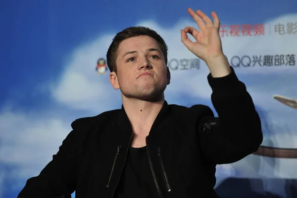 Angielski Aktor Taron Egerton Uczęszcza Spotkanie Fanów Promowania Swojego Nowego — Zdjęcie stockowe