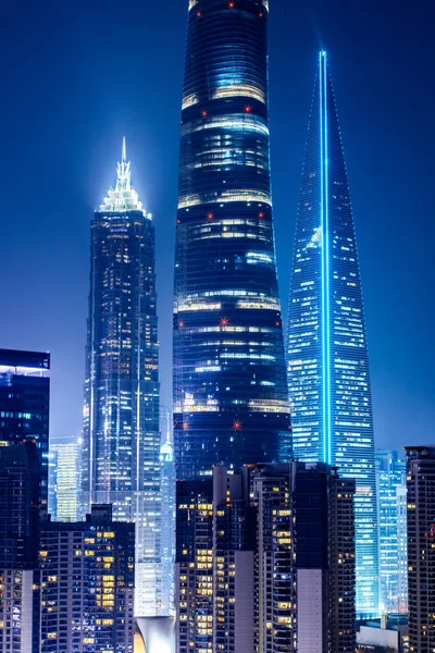 Vista Nocturna Del Distrito Financiero Lujiazui Con Torre Shanghai Centro —  Fotos de Stock