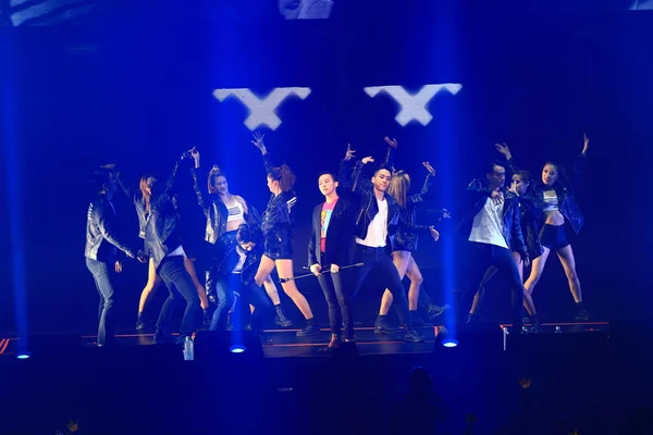 Membros Boy Band Sul Coreana Bigbang Big Bang Apresentam Durante — Fotografia de Stock