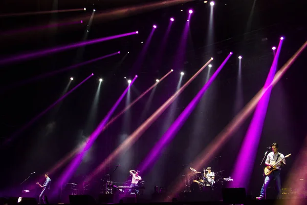 Des Membres Boys Group Sud Coréen Cnblue Produisent Lors Leur — Photo