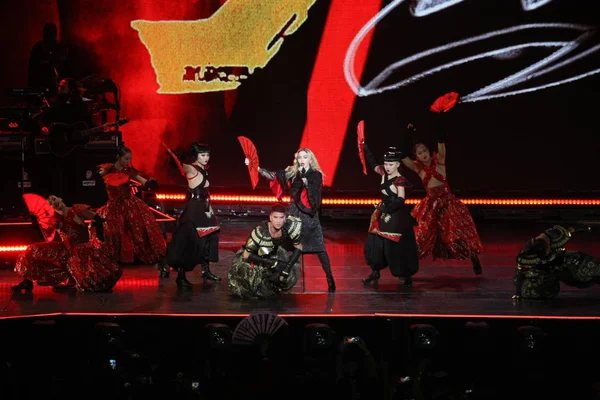 Cantante Estadounidense Madonna Actúa Concierto Durante Rebel Heart World Tour — Foto de Stock