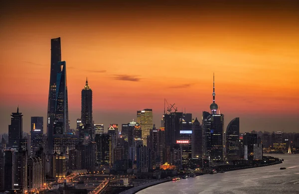 Una Vista Nocturna Del Distrito Financiero Lujiazui Con Torre Shanghai — Foto de Stock