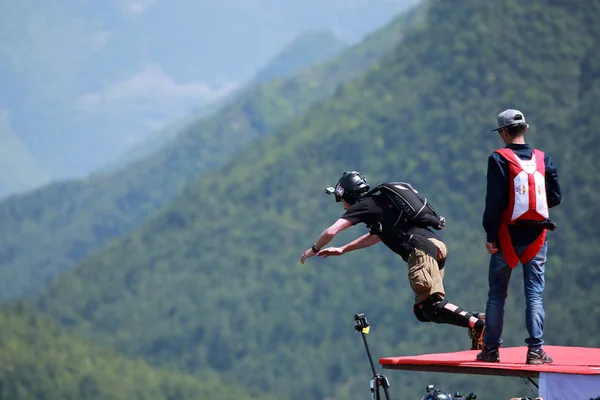 Salti Dei Concorrenti Durante 2016 World Low Altitude Parachute Jump — Foto Stock