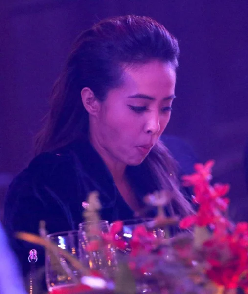 Cantante Taiwanese Jolin Tsai Mangia Cibo Una Cena Del Marchio — Foto Stock