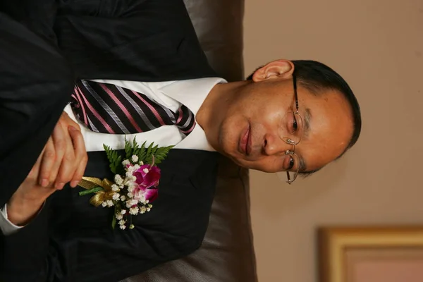 2009年9月22日 时任中国西南四川省副省长的李成云在上海上海证券交易所被拍到 — 图库照片