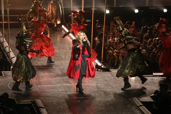 Abd Şarkıcı Madonna Bir Konserde Asi Kalp Dünya Turu Sırasında — Stok fotoğraf