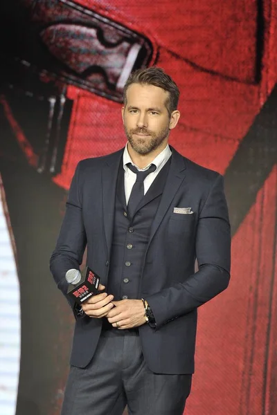 Amerykański Aktor Ryan Reynolds Uczestniczy Konferencji Prasowej Dla Swojego Nowego — Zdjęcie stockowe