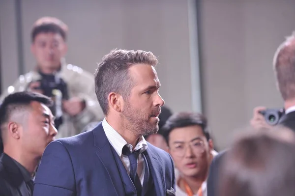 Actor Canadiense Estadounidense Ryan Reynolds Asiste Conferencia Prensa China Para —  Fotos de Stock