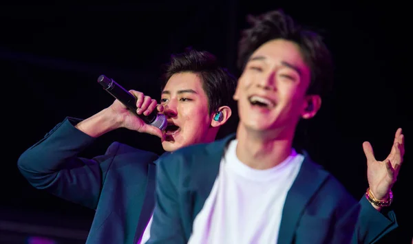 Sydkoreanska Pojke Gruppen Exo Utför 2016 Vänner Konserten Med Exo — Stockfoto