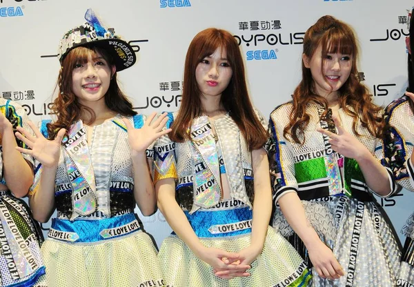 Members Chinese Girl Group Snh48 Pose Opening Ceremony Joypolis Amusement — Stock Photo, Image