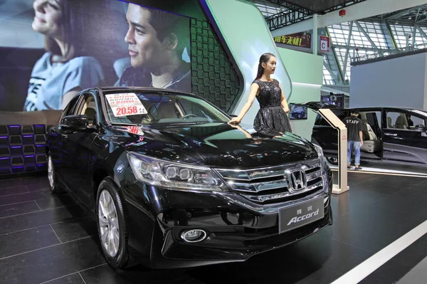 Modell Jelent Honda Accord Kijelző Alatt Auto Show Liuzhou Város — Stock Fotó