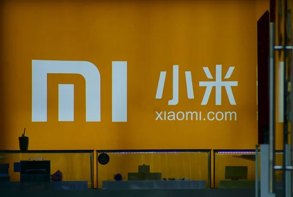 Los Teléfonos Inteligentes Series Xiaomi Están Venta Una Tienda Teléfonos — Foto de Stock