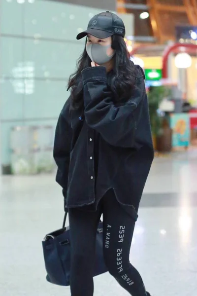 Atriz Chinesa Liu Yifei Chega Aeroporto Internacional Capital Pequim Pequim — Fotografia de Stock