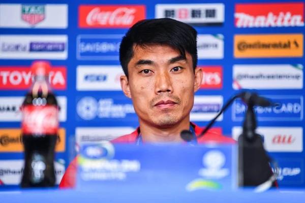 Zheng Zhi Chiński Krajowych Mężczyzn Piłce Nożnej Uczęszcza Konferencji Prasowej — Zdjęcie stockowe