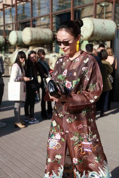 Street Snap China Fashion Week Fall Winter 2016 Beijing China — Stock Photo, Image